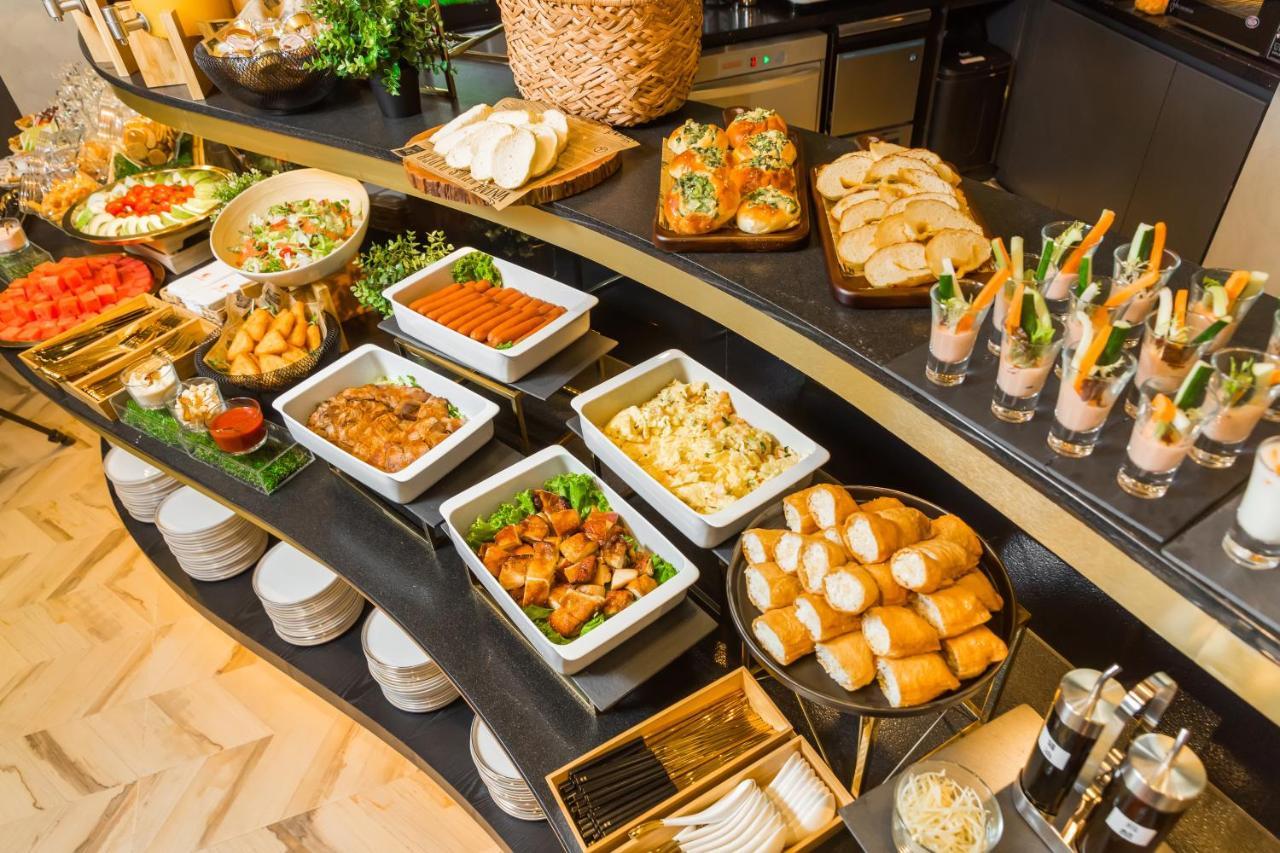 Q21 Hotel Гаосюн Екстер'єр фото