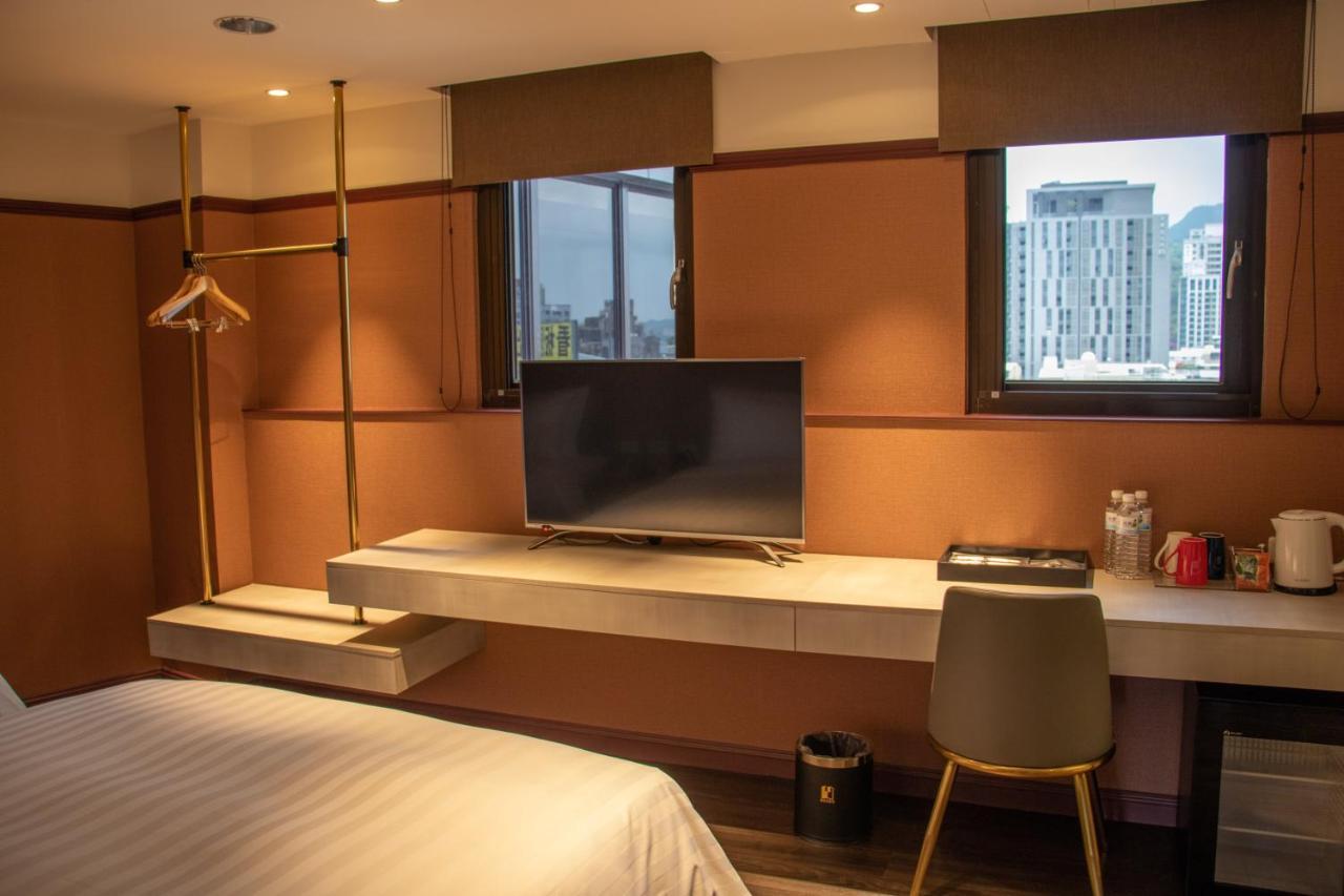 Q21 Hotel Гаосюн Екстер'єр фото
